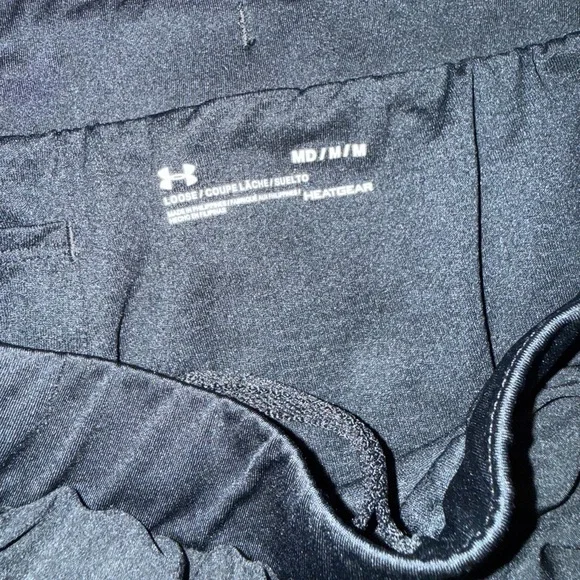 3 x 20$ Under Armour Women's Athletic Black Shorts Size Medium - Picture 4 of 6